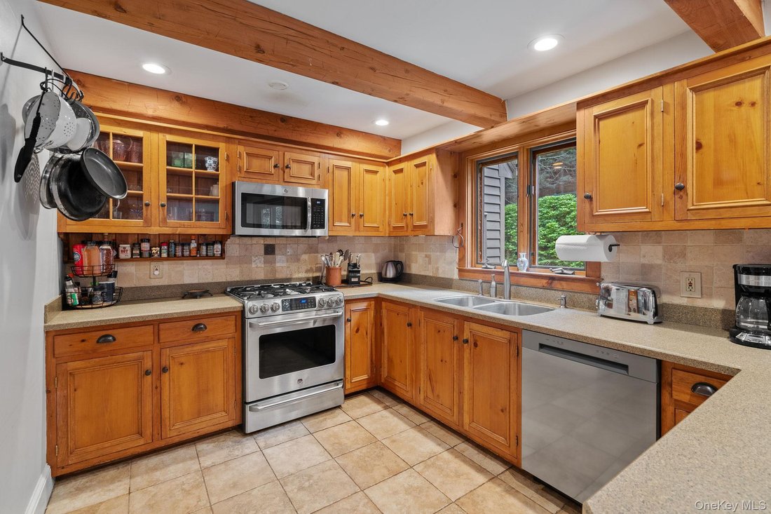 House in Montgomery, New York, United States 3 - 18468022
