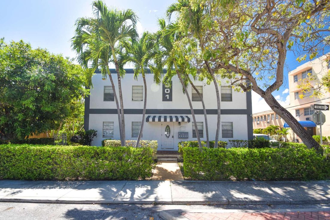 Lake Worth, Florida, United States 1 - 18460381