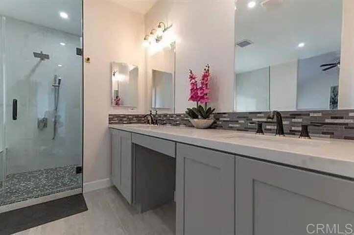 House in Vista, California, United States 5 - 18463113