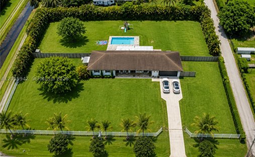 House in Southwest Ranches, Florida, United States 1