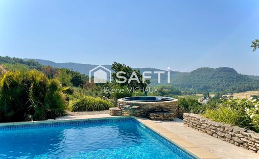 Casa a Malaucène, Provenza-Alpi-Costa Azzurra, Francia 1
