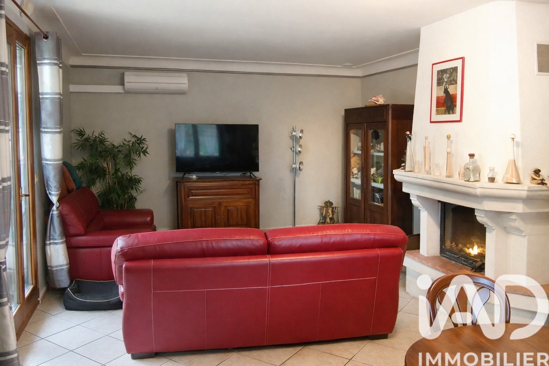 House in Uchaux, Provence-Alpes-Côte d'Azur, France 4 - 17911078