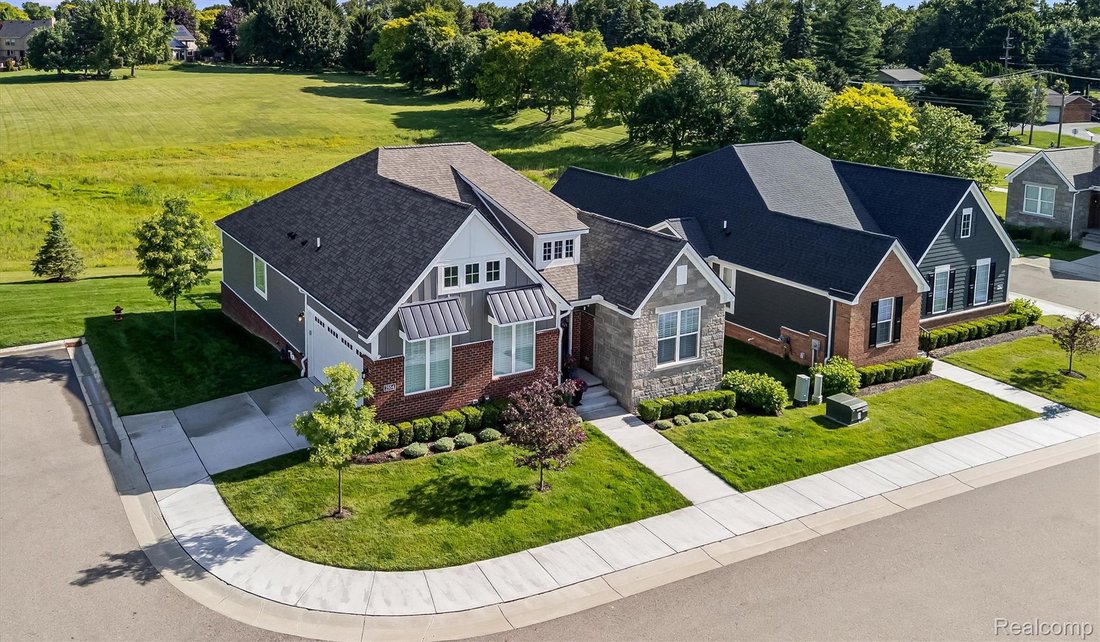 Condo in Rochester Hills, Michigan, United States 3 - 18471246