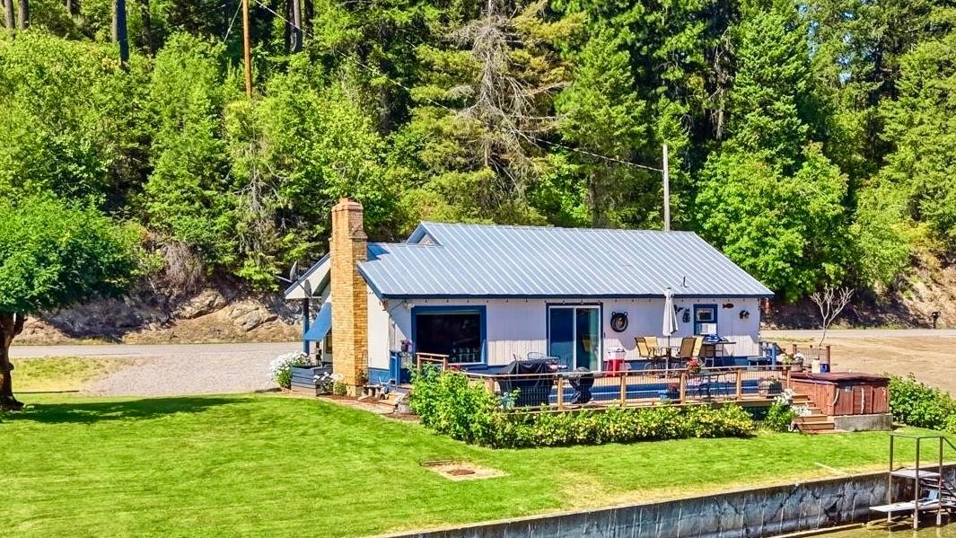House in Loon Lake, Washington, United States 3 - 18462558