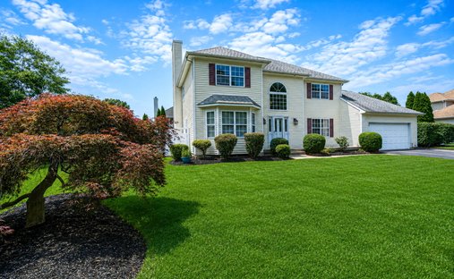 House in Coram, New York, United States 1