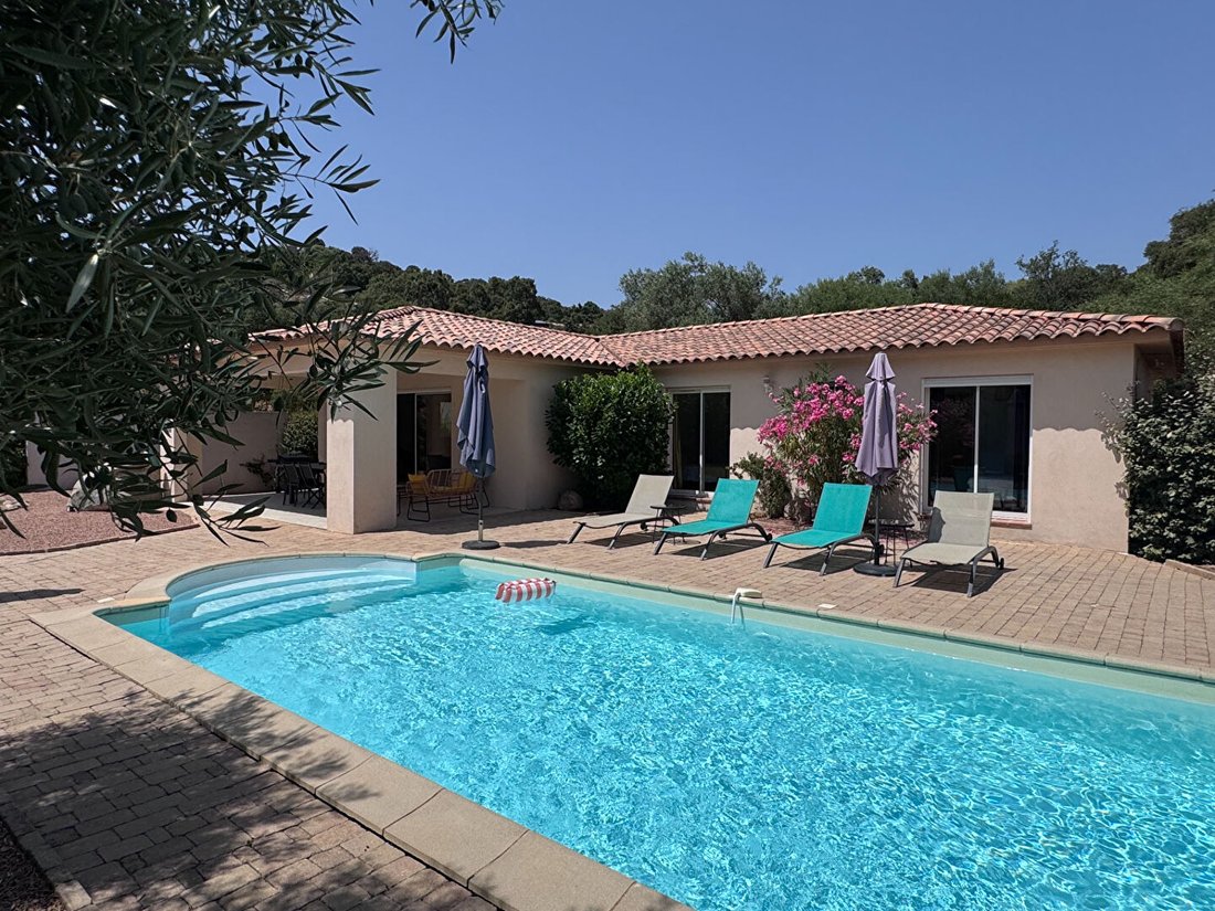 Villa in Porto-Vecchio, Corsica, France 1 - 18464084