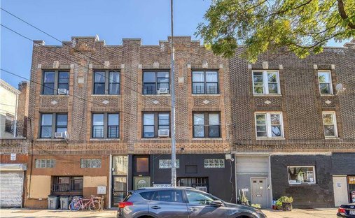 House in New York, New York, United States 1