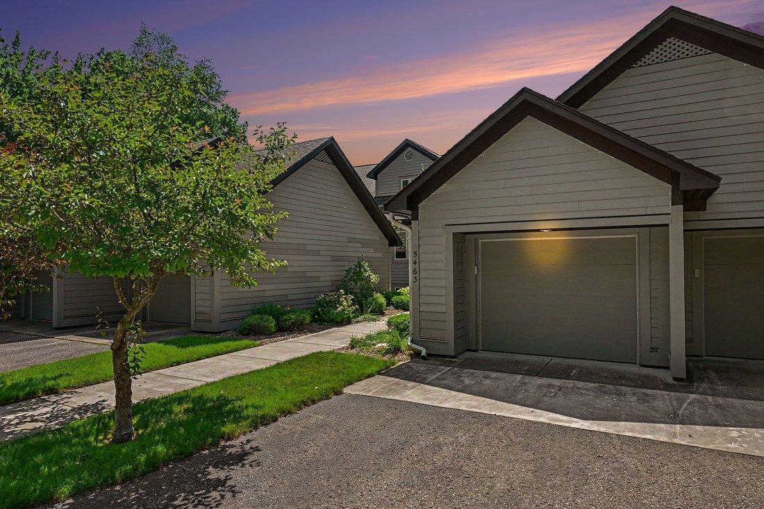 Condo in Wequetonsing, Michigan, United States 2 - 18464298