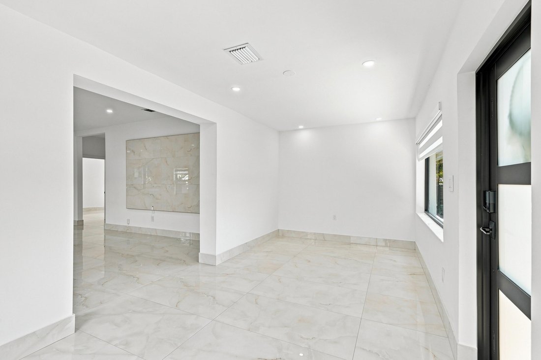 House in Miami, Florida, United States 4 - 18465632