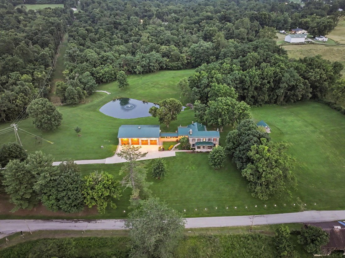 Farm Ranch in Petersburg, Kentucky, United States 3 - 18466412