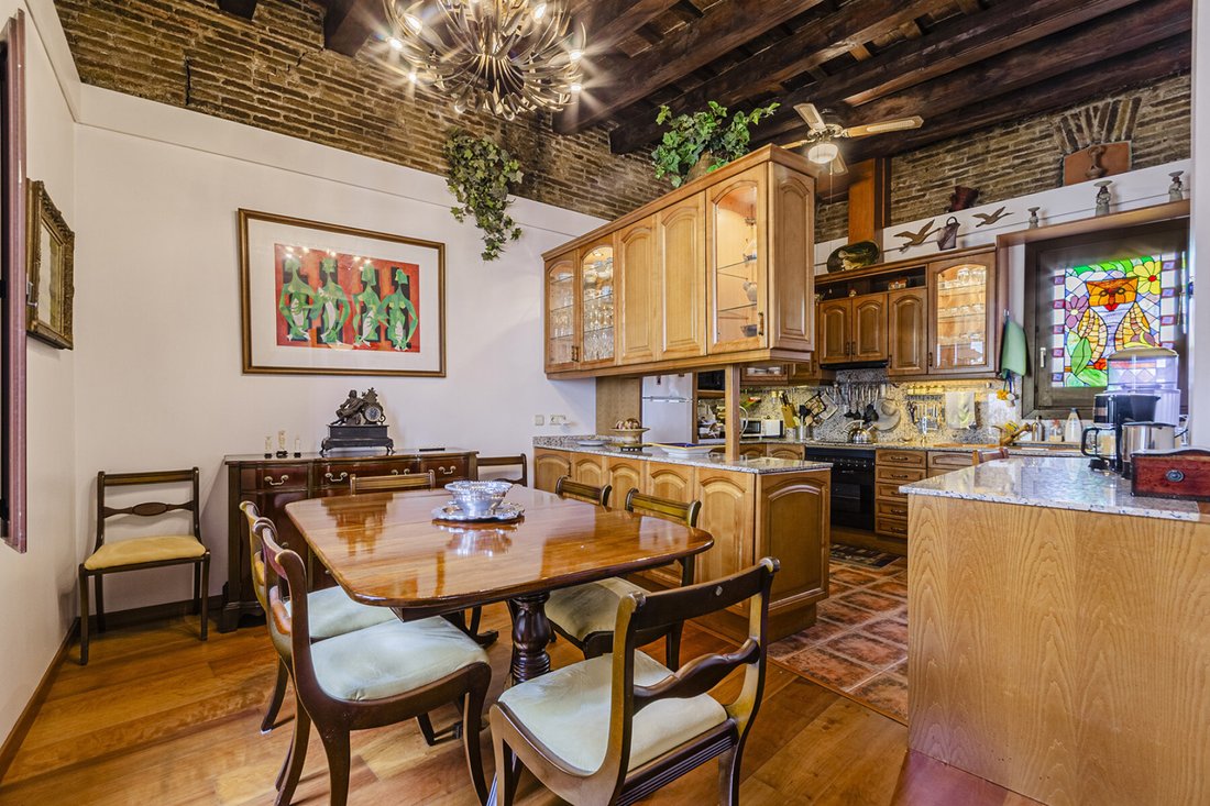 Apartment in Ciutat Vella, Barcelona, Spain 4 - 18471929
