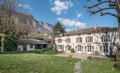 House in Biviers, Auvergne-Rhône-Alpes, France 1