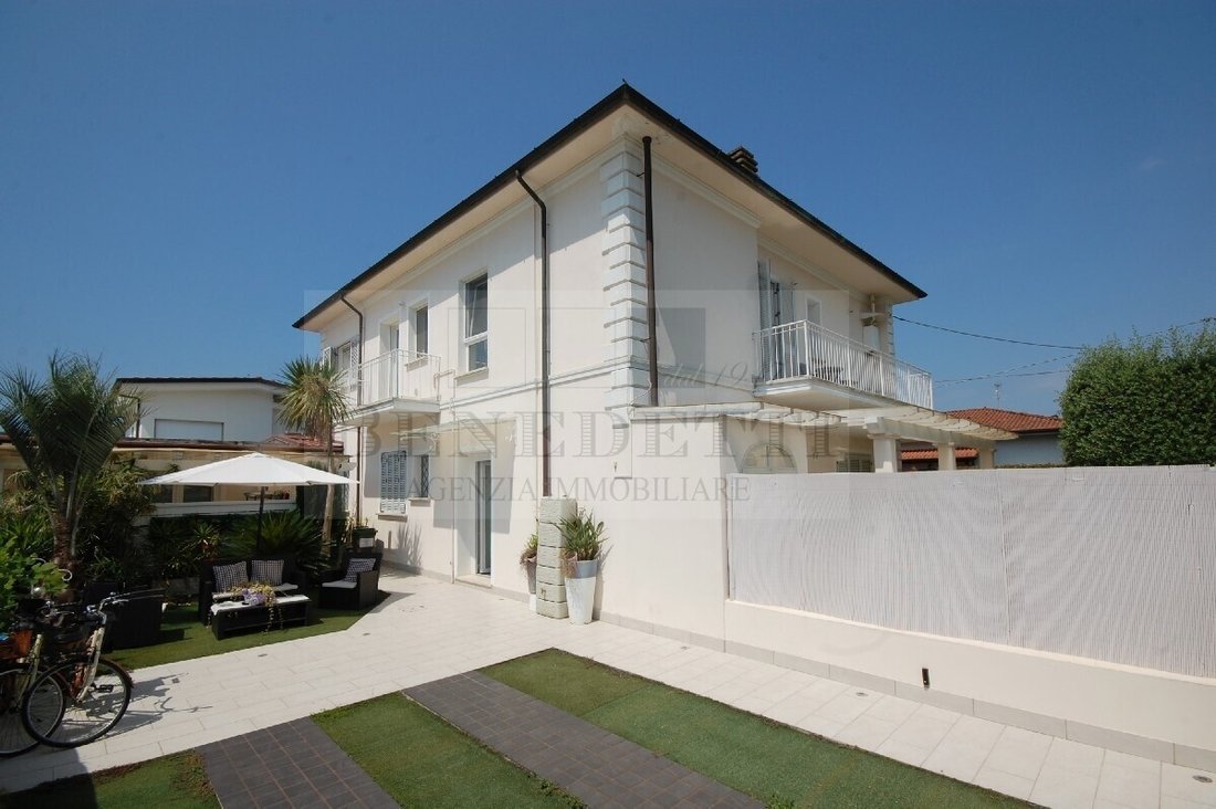 Apartment in Camaiore, Tuscany, Italy 1 - 18407118