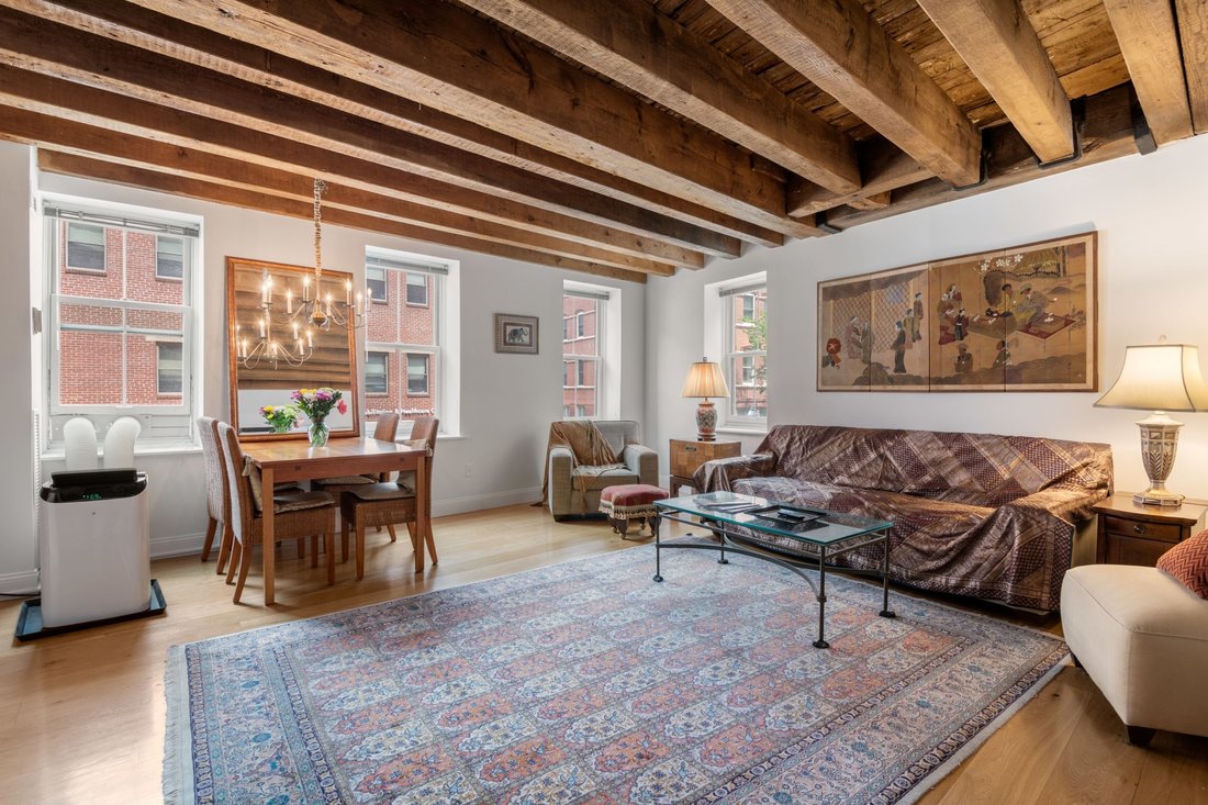 Condo in Boston, Massachusetts, United States 2 - 18464279