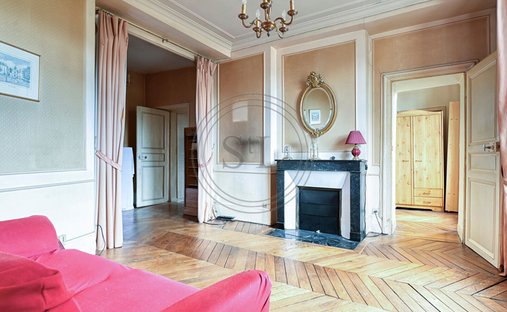Apartment in Domaine National du Château, Versailles, France 1