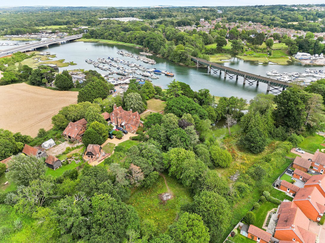 House in Bursledon, England 2 - 13344825