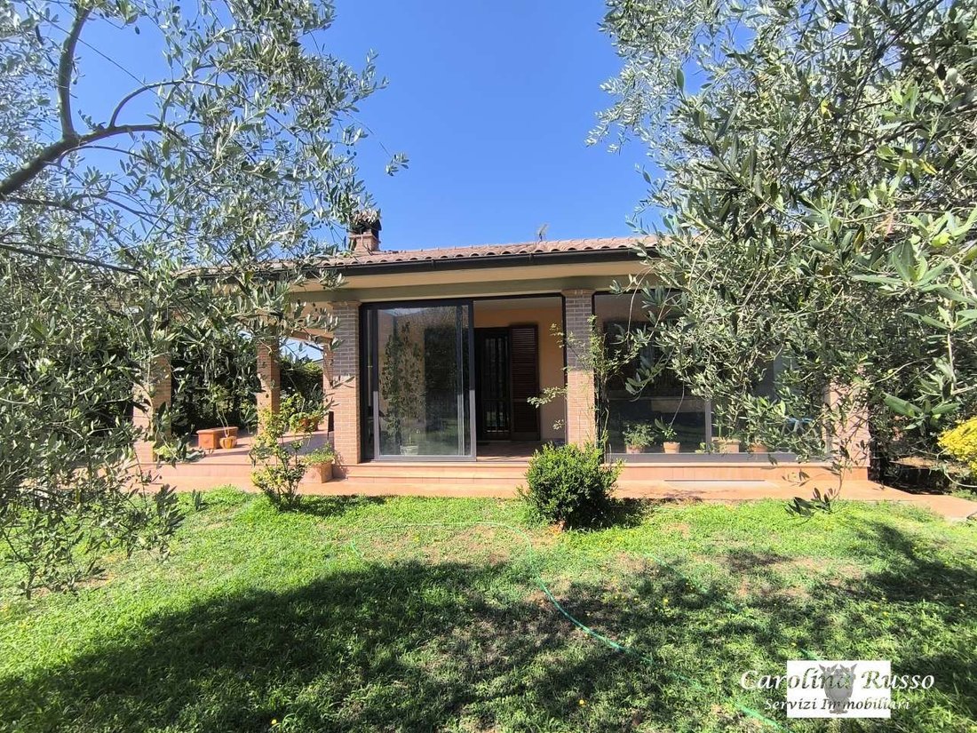 Villa in Spello, Umbria, Italy 5 - 18465686