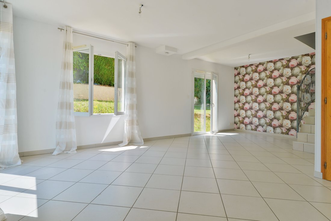 Haus in Lissieu, Auvergne-Rhone-Alpen, Frankreich 5 - 18456963