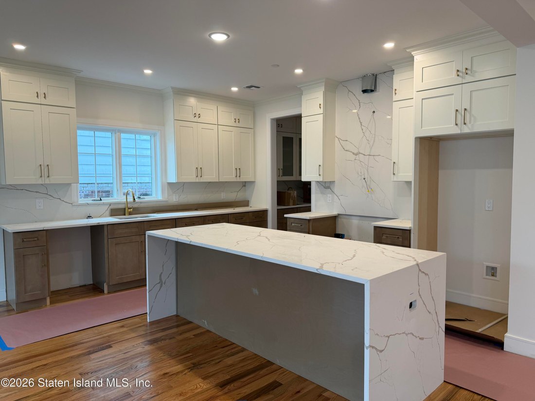 House in New York, New York, United States 3 - 17621788