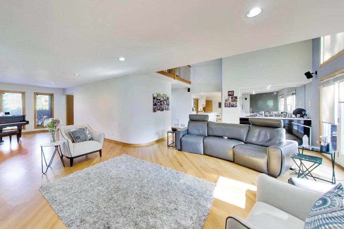 House in Glenview, Illinois, United States 3 - 18431575