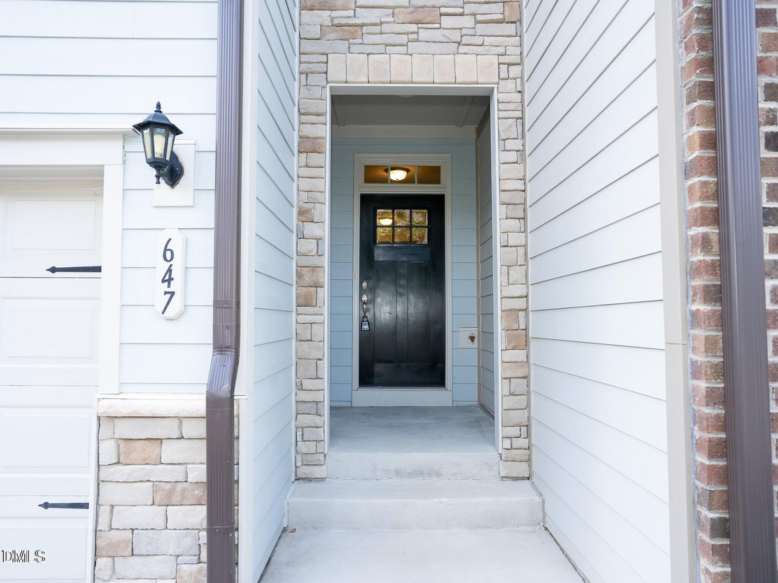 Townhouse in Raleigh, North Carolina, United States 2 - 18456613