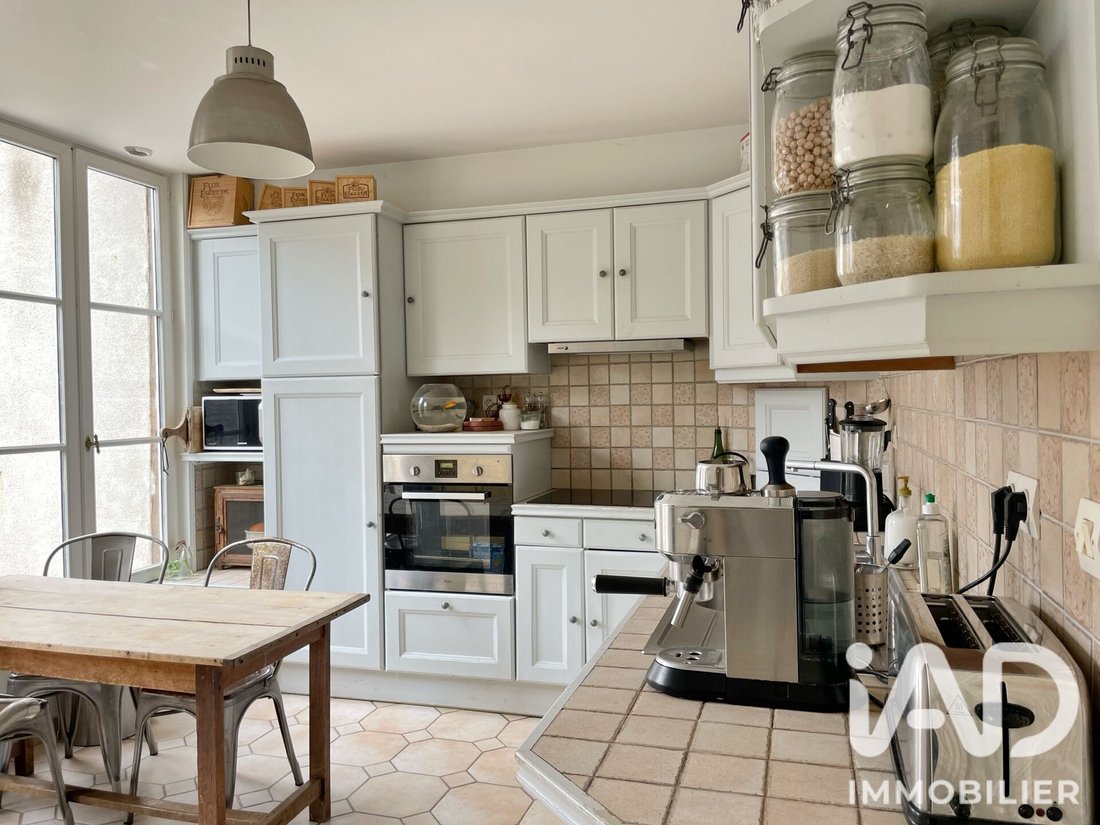 Andere in Compiegne, Nordfrankreich, Frankreich 5 - 18462075