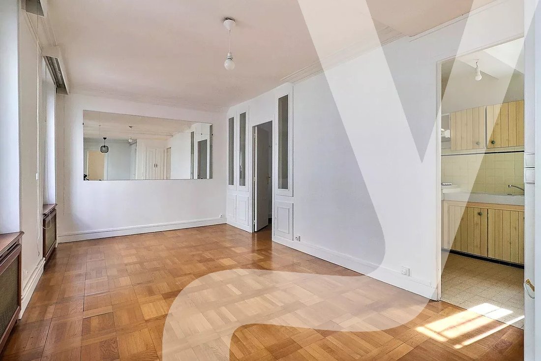 Apartment in Vincennes, Ile-de-France, France 1 - 18468927