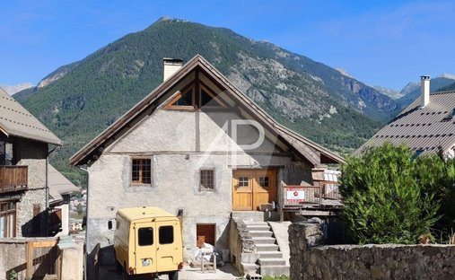 House in Puy-Saint-Pierre, Provence-Alpes-Côte d'Azur, France 1