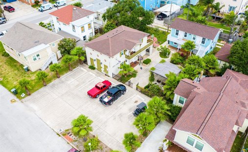 Apartment in Galveston, Texas, United States 1
