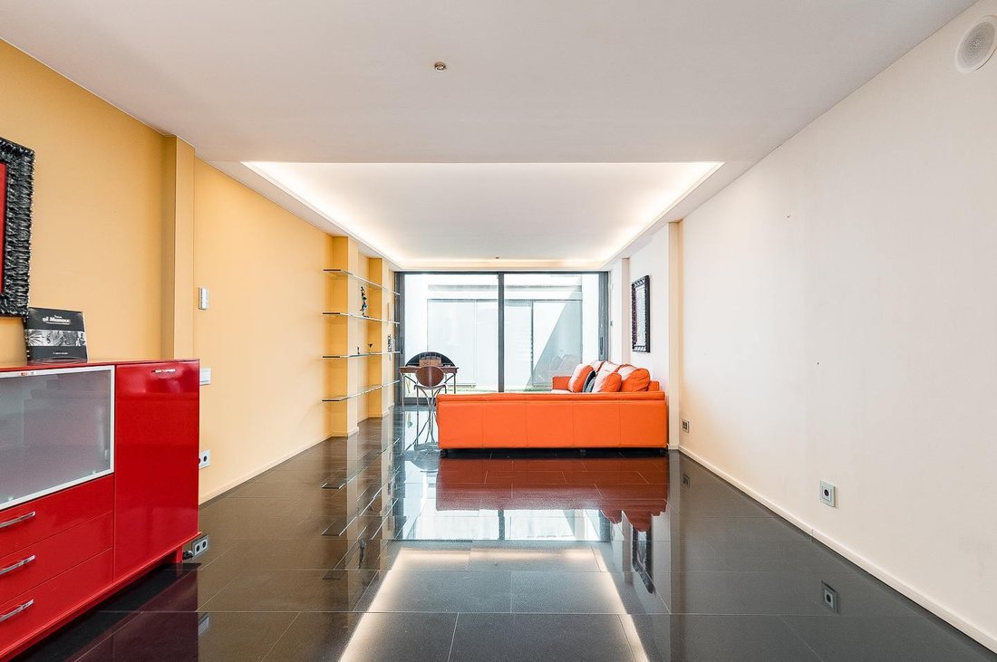 Villa in Les Corts, Barcelona, Spain 3 - 18455726