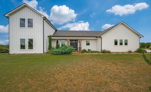 House in Decatur, Texas, United States 1