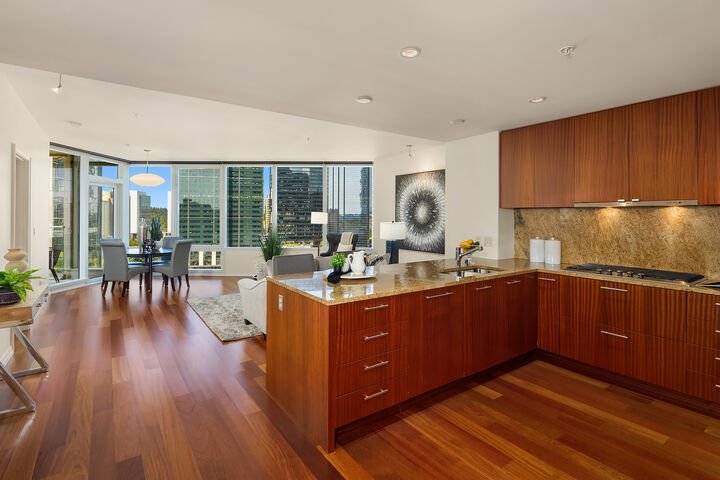 Condo in Bellevue, Washington, United States 3 - 18465129