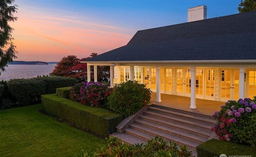 House in Everett, Washington, United States 1