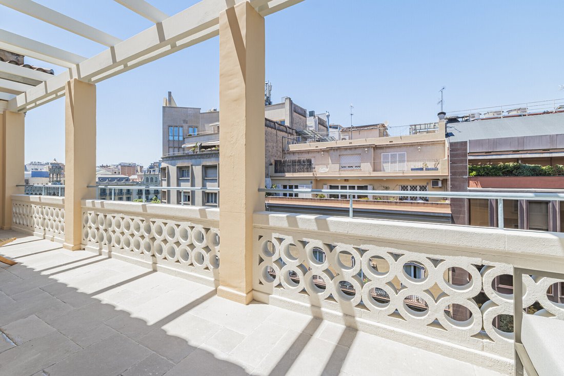 Apartment in Eixample, Barcelona, Spain 2 - 18471140