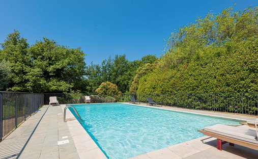 Villa in Saint-Paul-de-Vence, Provence-Alpes-Côte d'Azur, France 1