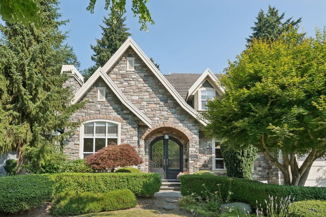 House in Surrey, British Columbia, Canada 2 - 18465093