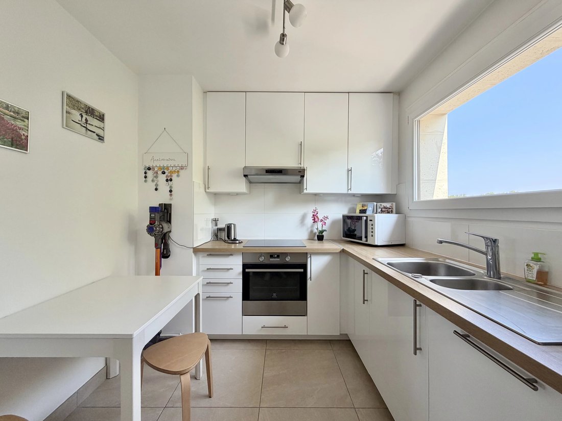Apartment in La Fontaine-Parc des Sceaux-Croix de Berny-Centre Ville, Antony, France 4 - 18470890