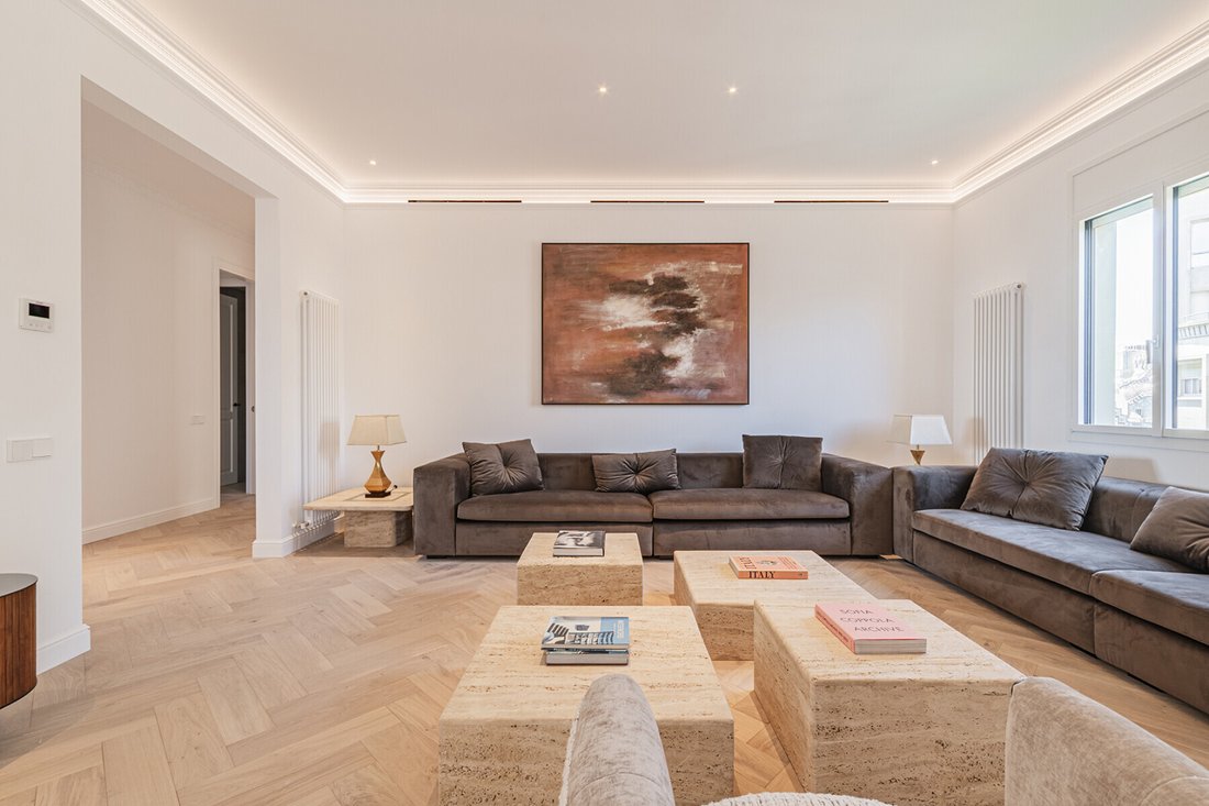 Apartment in Eixample, Barcelona, Spain 4 - 18471140