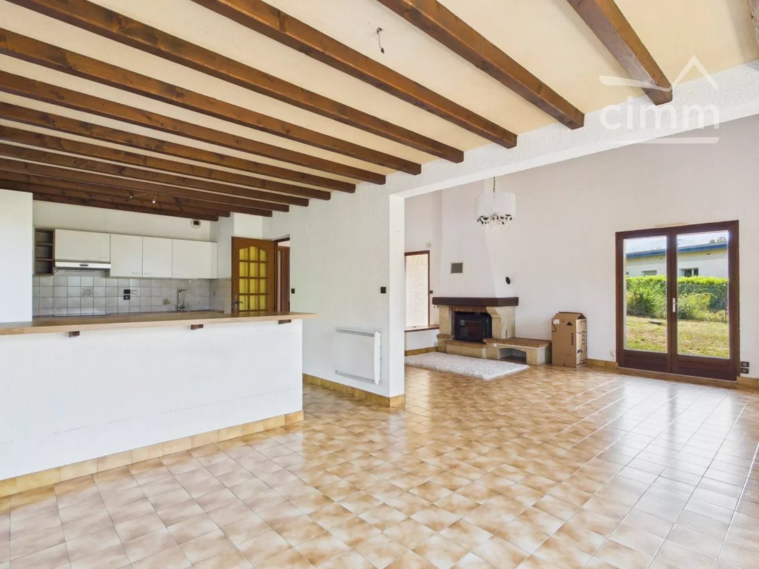 House in Saint-Nazaire-les-Eymes, Auvergne-Rhône-Alpes, France 5 - 18457328