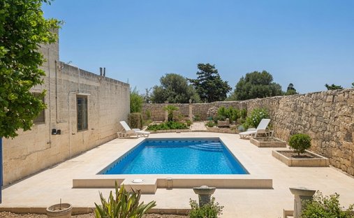 Villa in Siggiewi, Malta 1