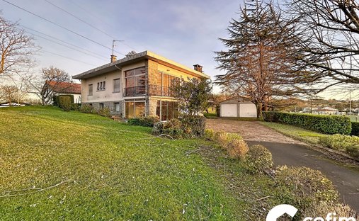 House in Saint-Pierre-d'Irube, Nouvelle-Aquitaine, France 1
