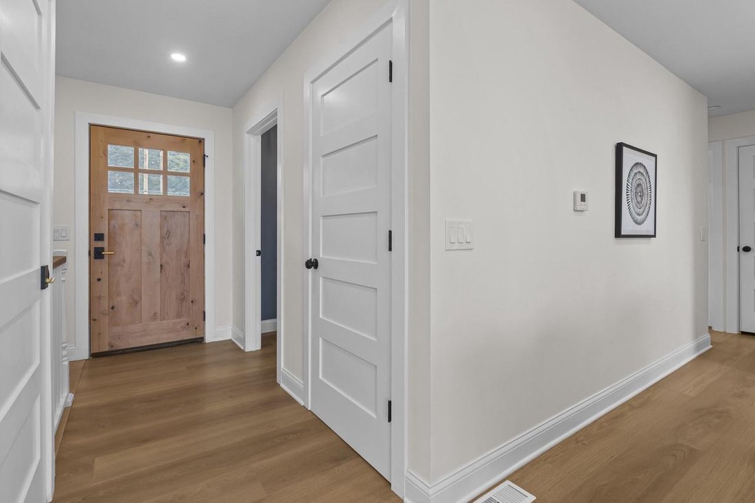 House in Powers Lake, Wisconsin, United States 2 - 18458876