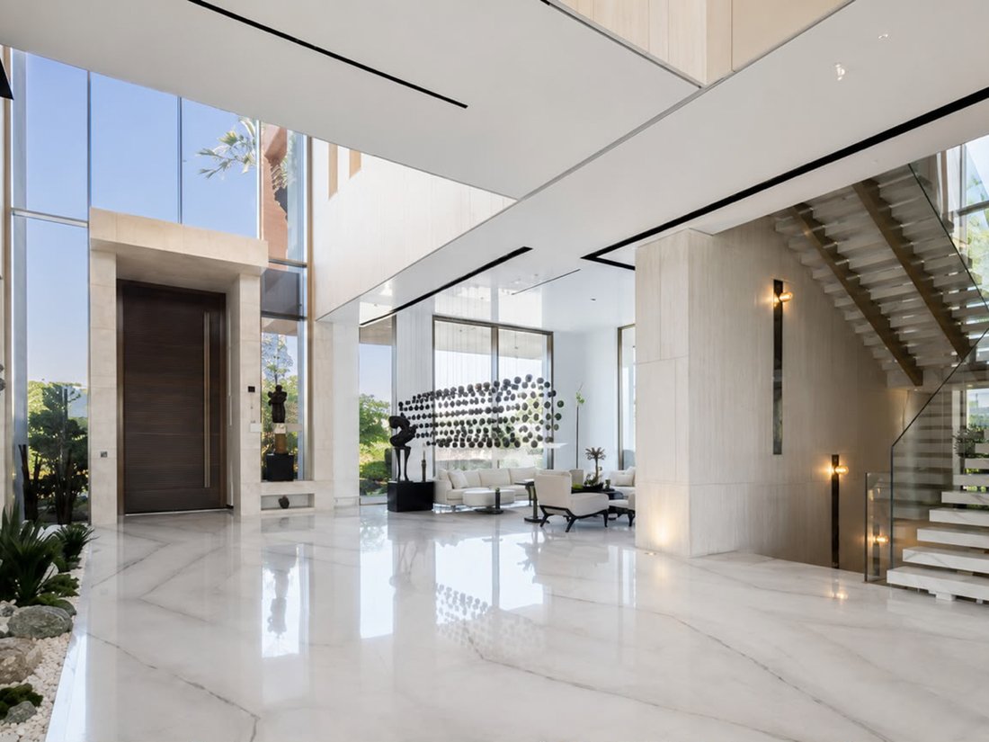 Villa in Jumeirah Golf Estates, Dubai, United Arab Emirates 3 - 17819801