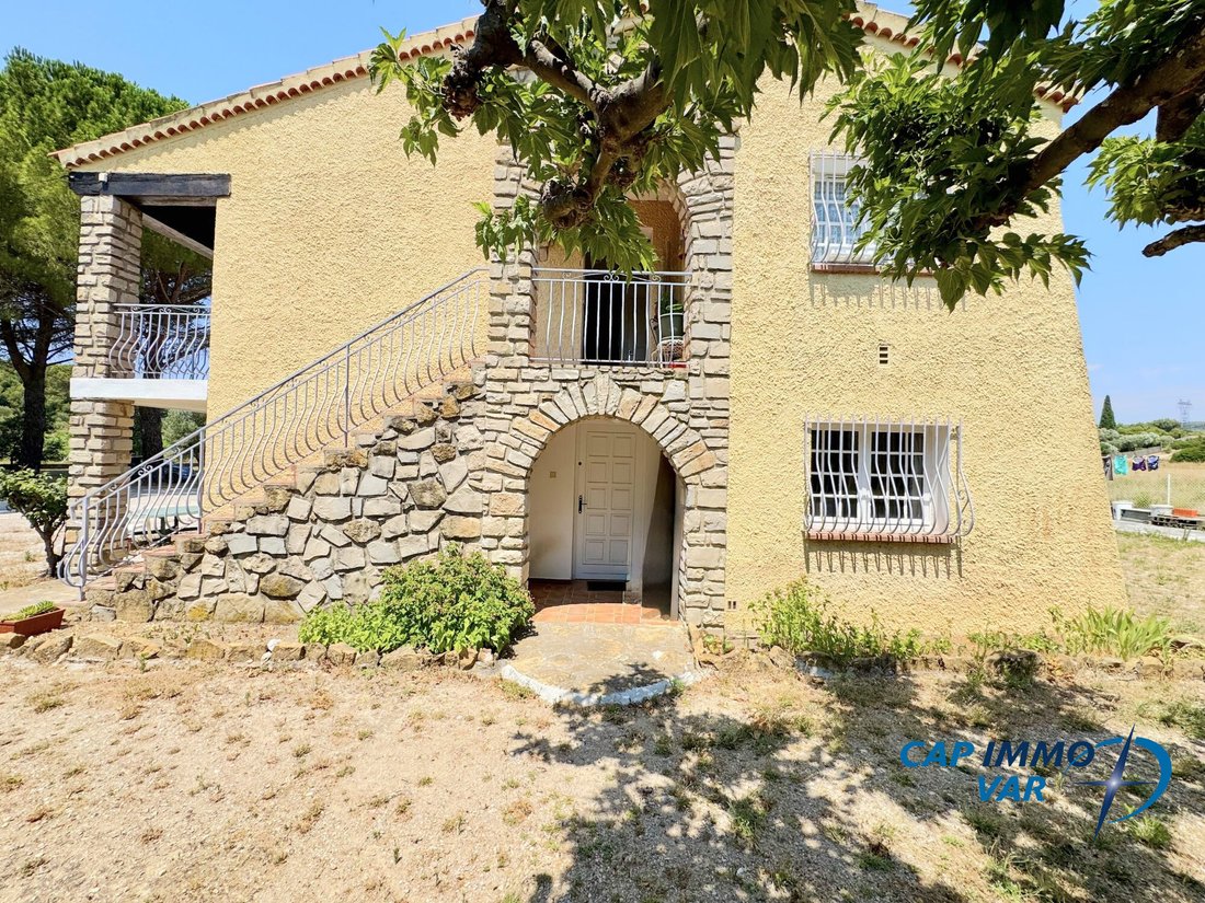House in Centre Ville, Le Beausset, France 4 - 18465386
