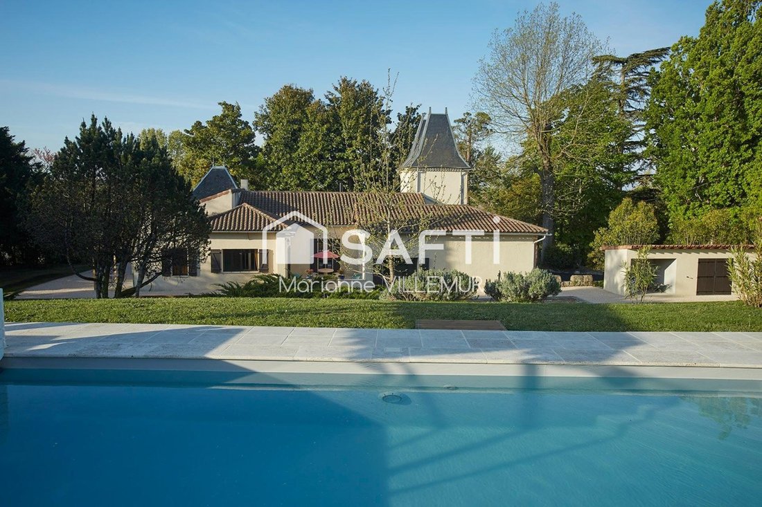 House in Mezin, Nouvelle-Aquitaine, France 1 - 18468718