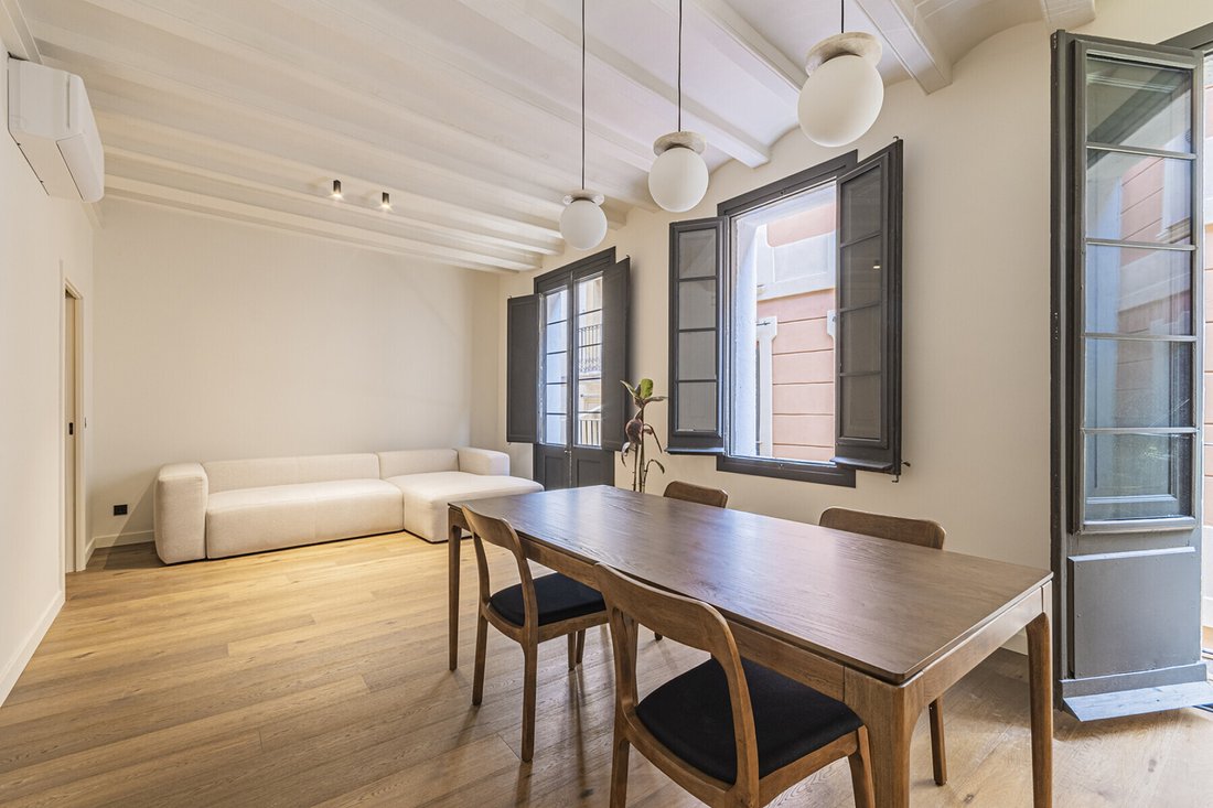 Apartment in Ciutat Vella, Barcelona, Spain 2 - 18471251