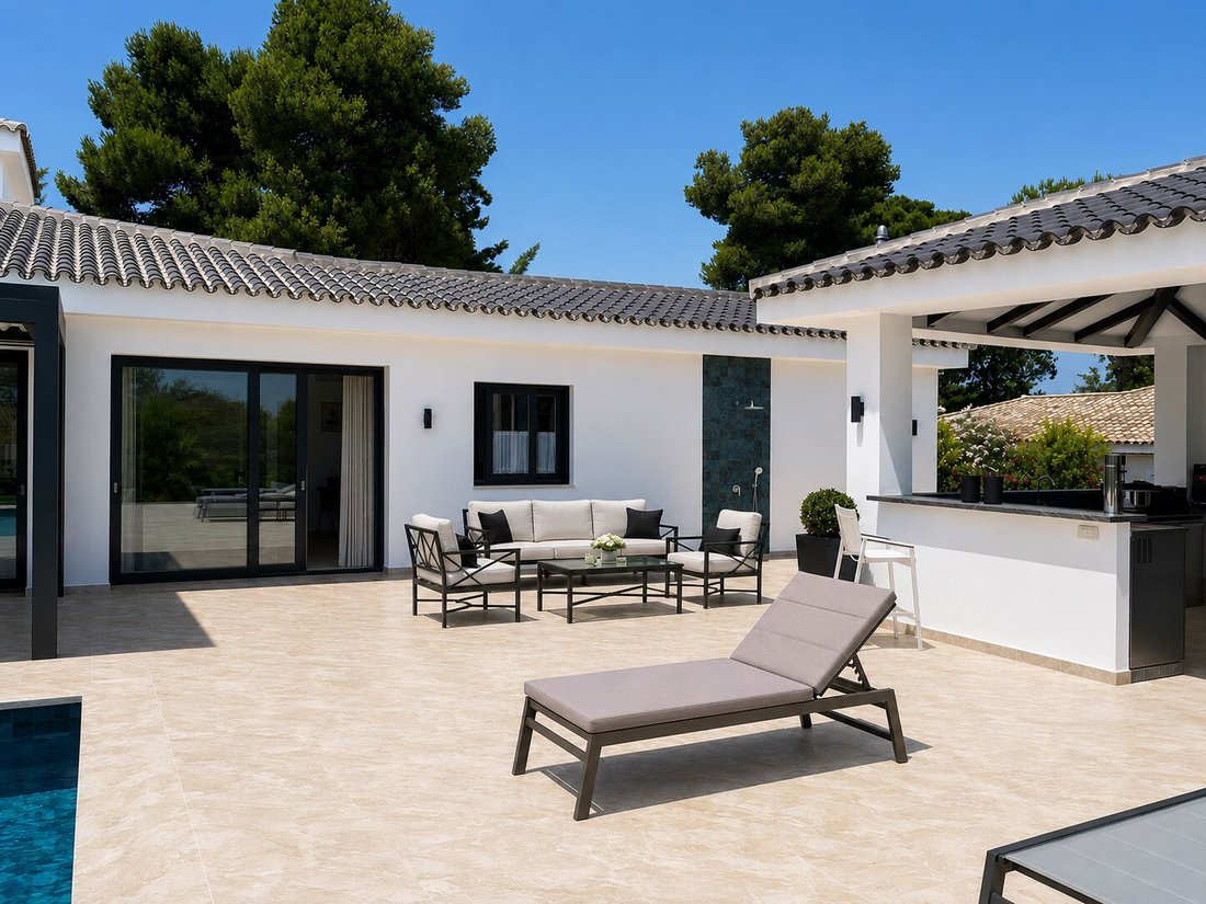 Villa in Sotogrande, San Roque, Andalusia 4 - 18468302