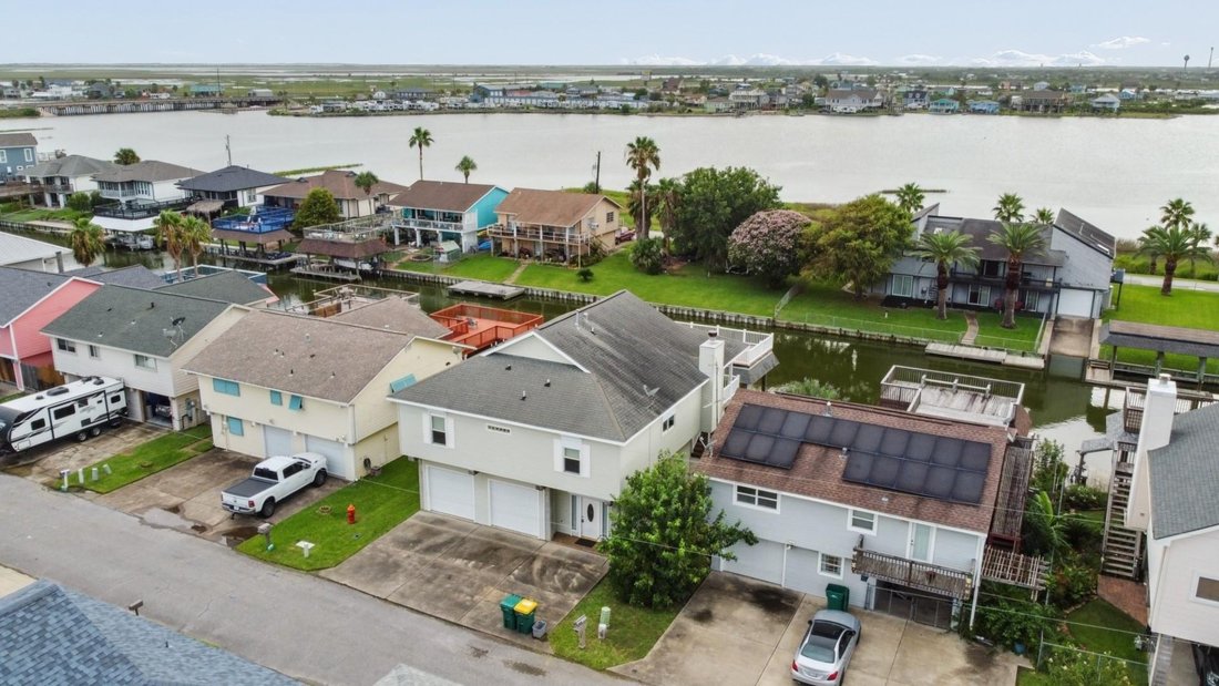 House in La Marque, Texas, United States 2 - 18463690