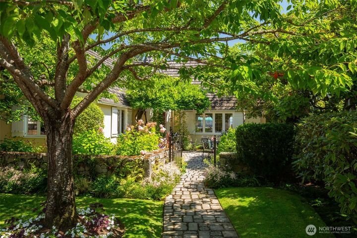 House in Seattle, Washington, United States 1 - 18162226