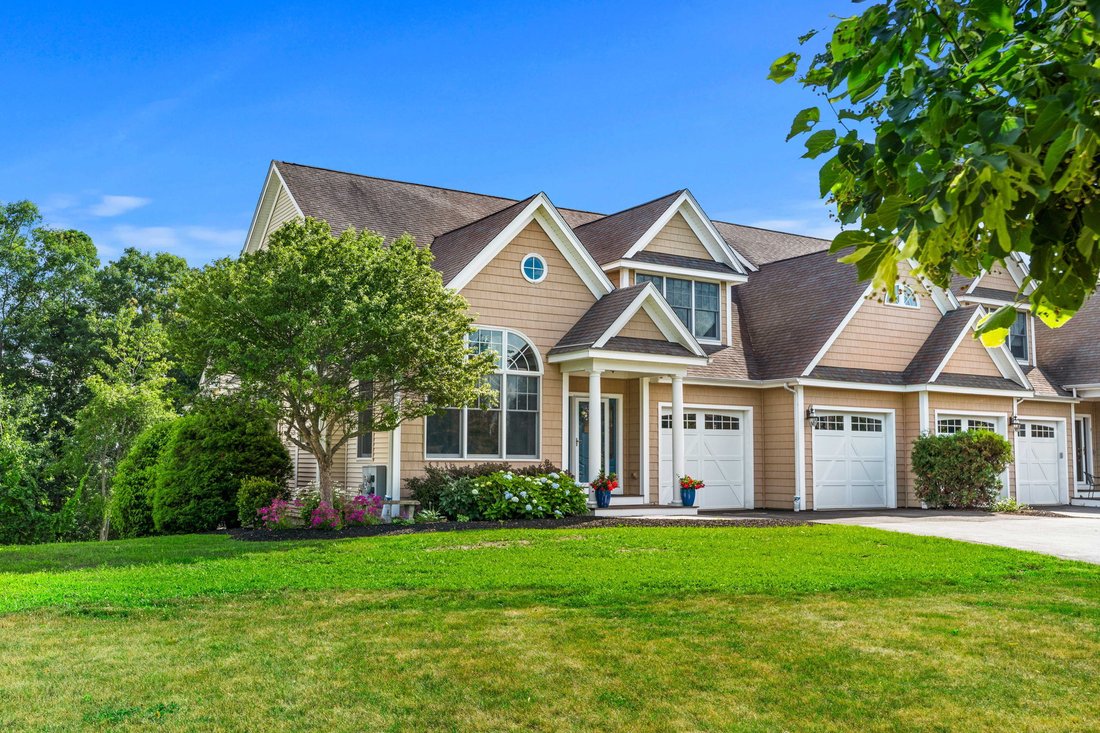 Condo in Amesbury, Massachusetts, United States 1 - 18464327